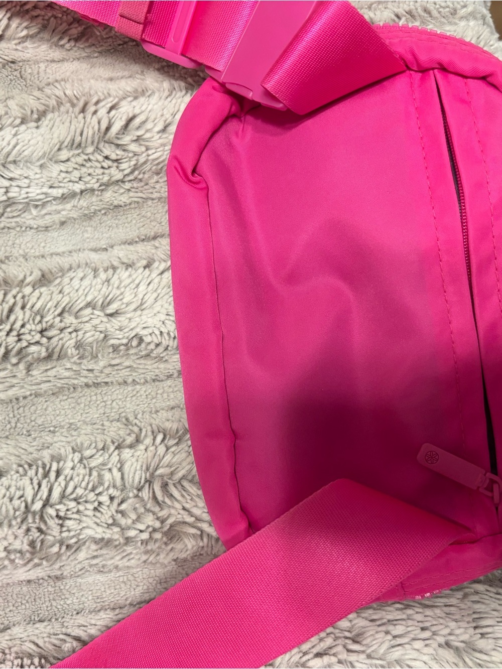 Hot Pink Crossbody Belt Bag - Picture 3 of 3